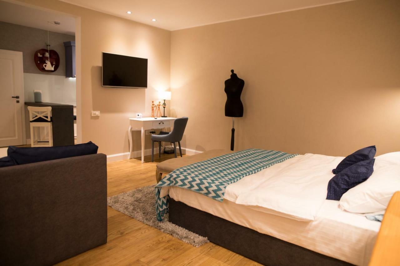 Quiboo Apartment บราชอฟ ภายนอก รูปภาพ