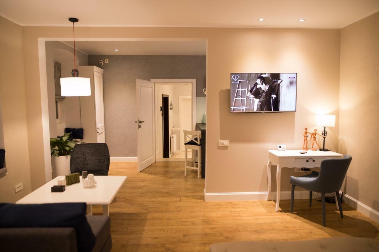 Quiboo Apartment บราชอฟ ภายนอก รูปภาพ